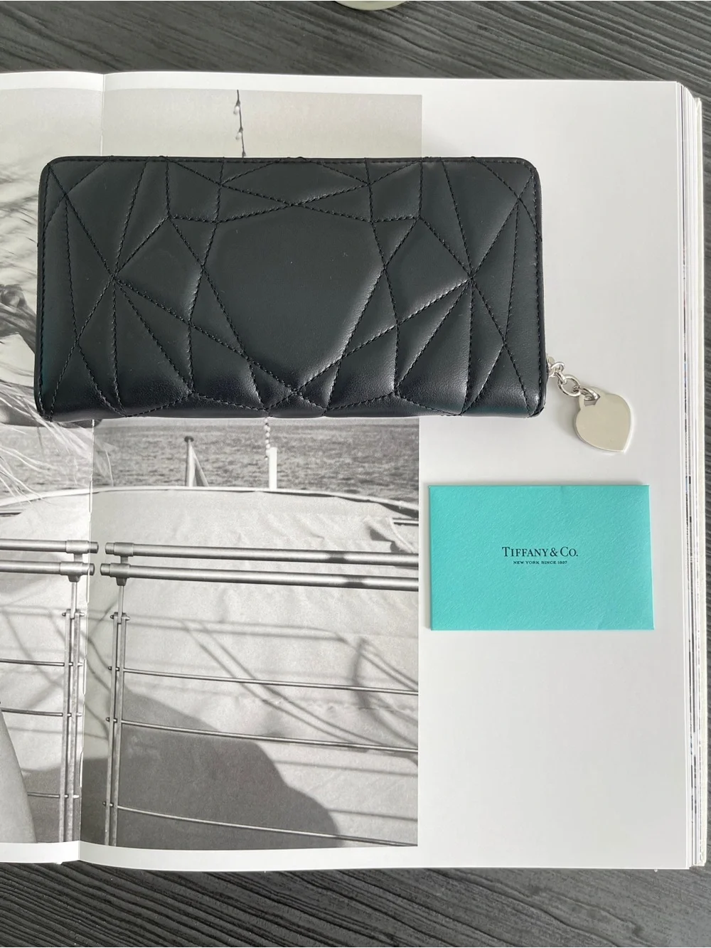 Tiffany & Co. Return to Tiffany Black Padded Lambskin Zip Around Wallet NWT $690